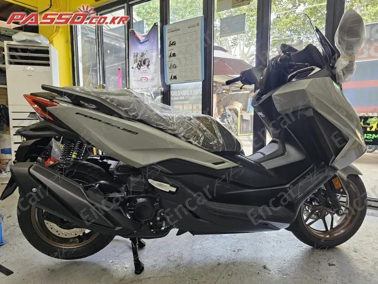 Honda Forza 350 - фото 0