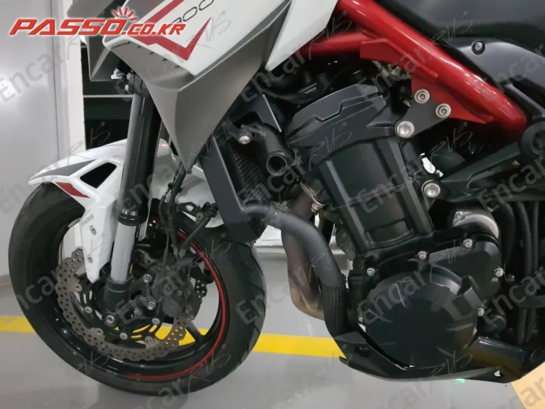 Kawasaki Z 900 Abs - фото 3