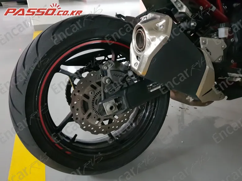 Kawasaki Z 900 Abs - фото 4