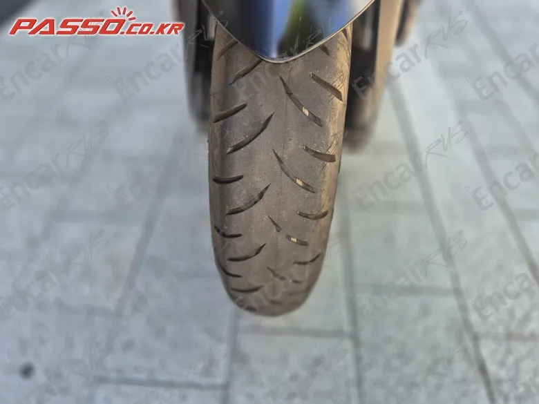 Yamaha T Max 560 - фото 5