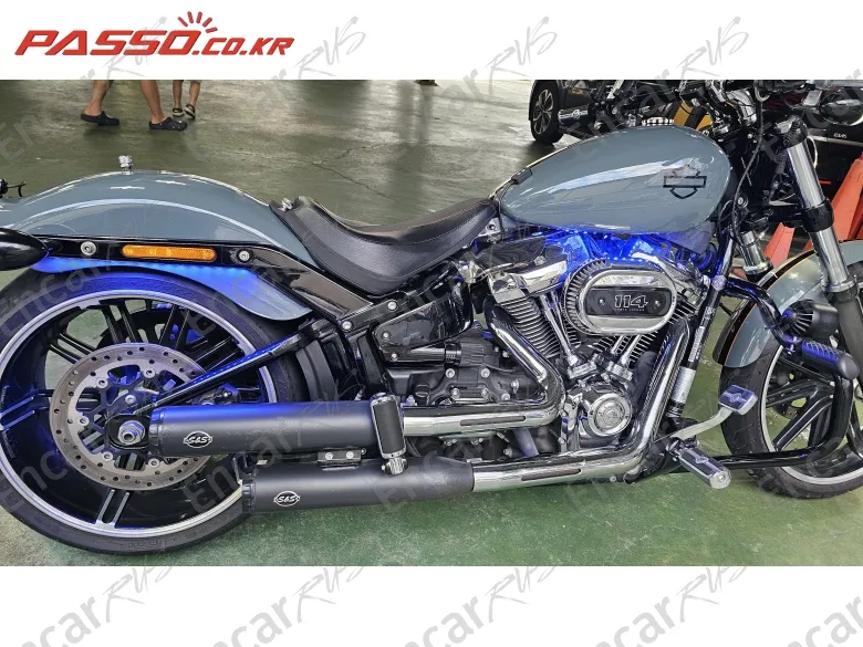 Harley-Davidson Breakout 114 - фото 0