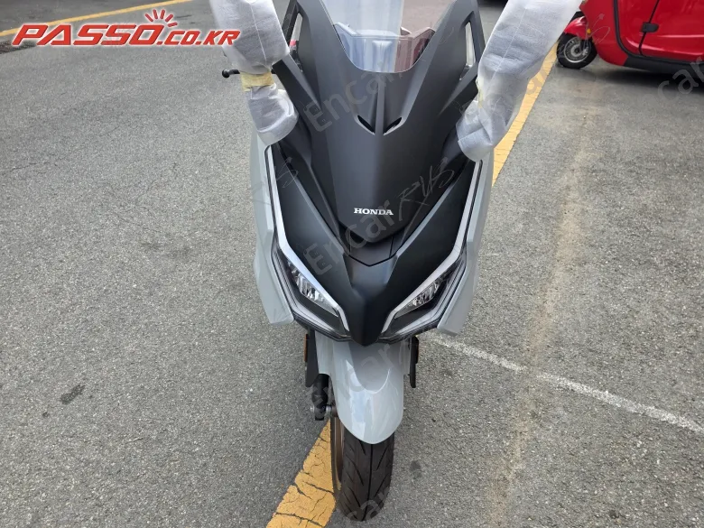 Honda Forza 350 - фото 4