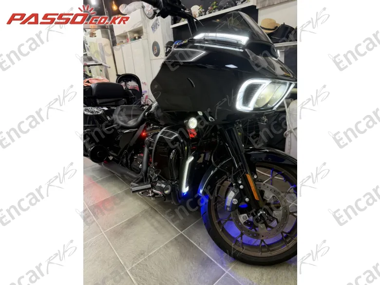 Harley-Davidson Road Glide St - фото 4