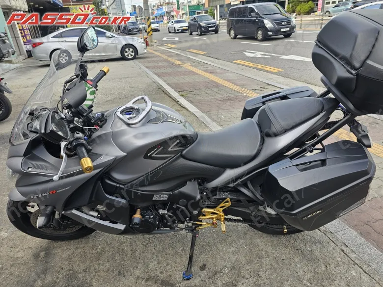 SUZUKI GSX S 1000 F - фото 1