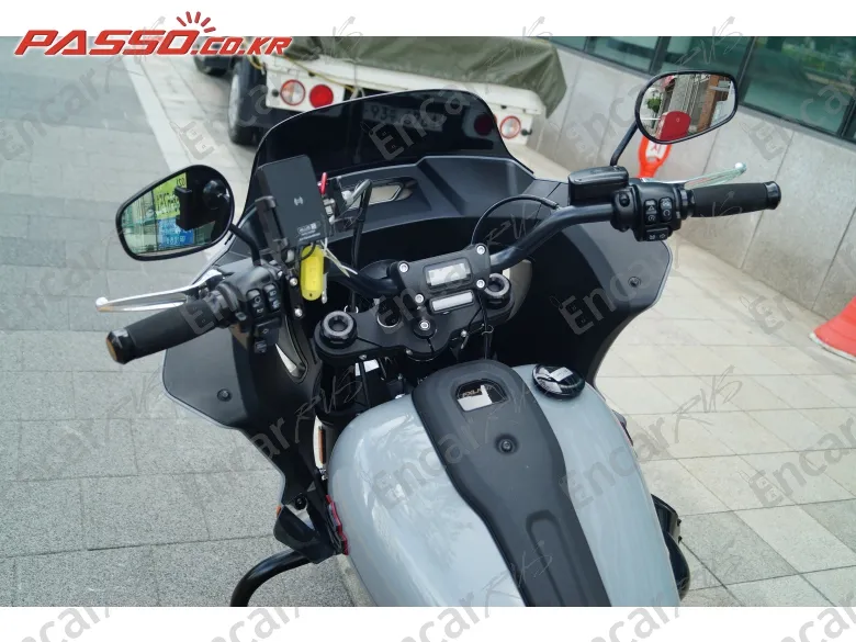 Harley-Davidson Low Rider St - фото 3