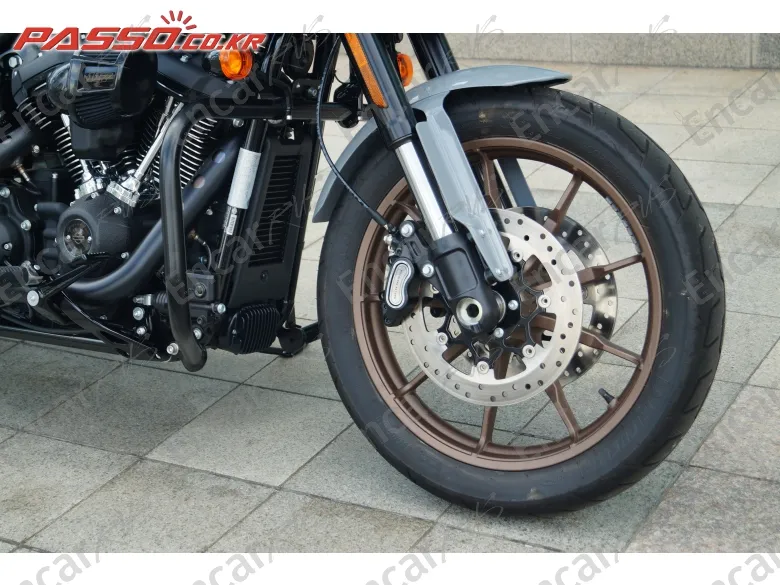 Harley-Davidson Low Rider St - фото 5