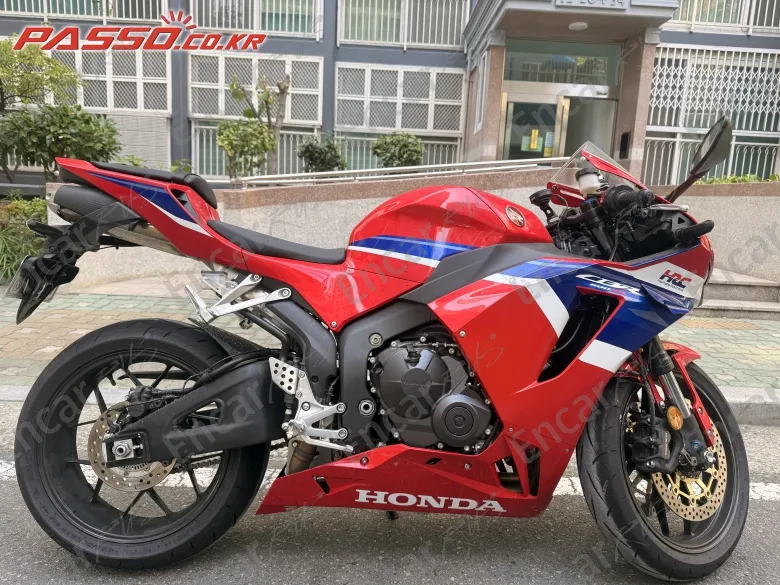 Honda Cbr 600 Rr 2025, фото 1