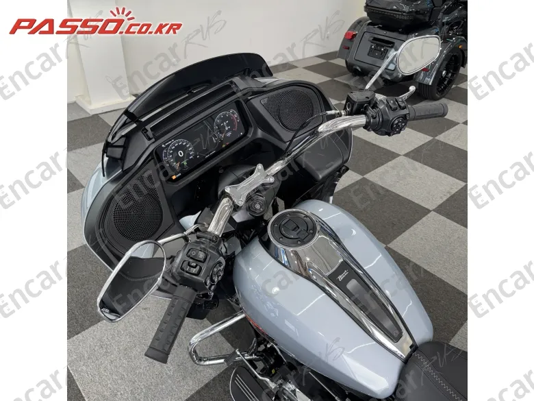 Harley-Davidson Fltr - фото 3