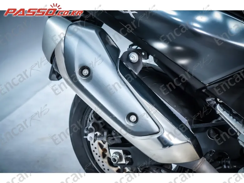 YAMAHA T MAX DX - фото 6