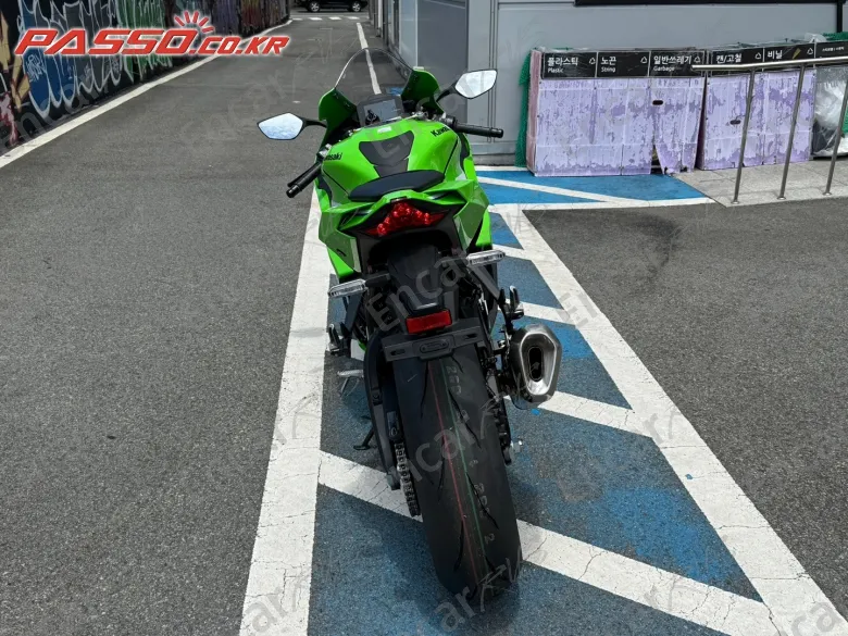 Kawasaki Zx 10 R - фото 2