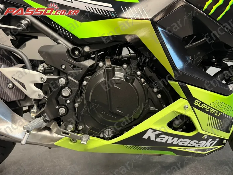 KAWASAKI ZX 500 R - фото 4