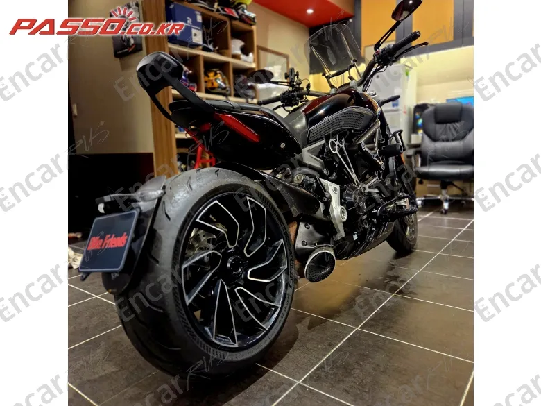 Ducati X Diavel S - фото 3