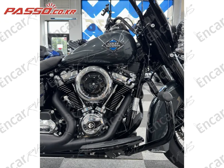 HARLEY-DAVIDSON HERITAGE CLASSIC - фото 4