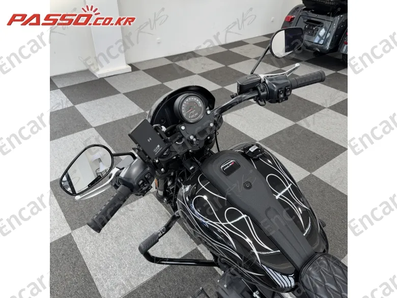 HARLEY-DAVIDSON SOFTAIL LOW RIDER S - фото 3