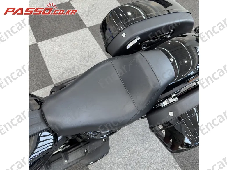 Harley-Davidson Low Rider St - фото 6