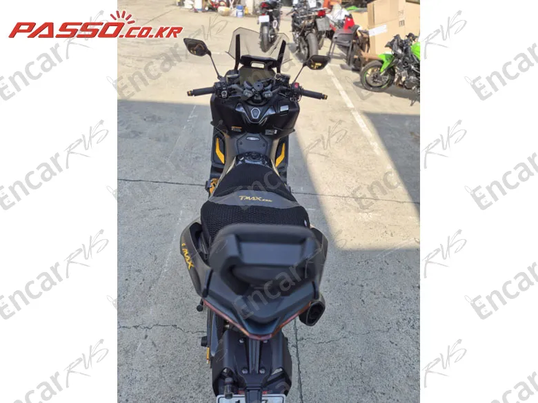 Yamaha T Max 560 - фото 2