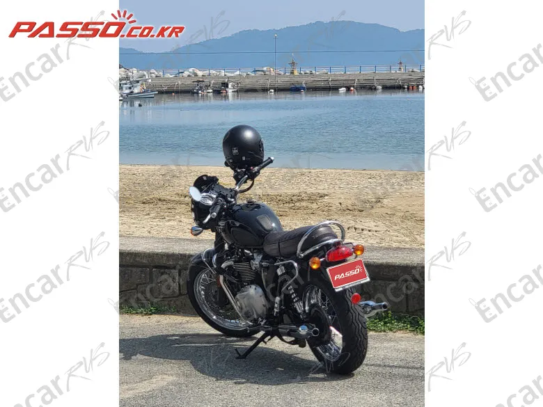 Triumph Bonneville T120 - фото 2