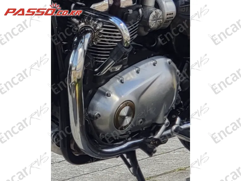Triumph Bonneville T120 - фото 4