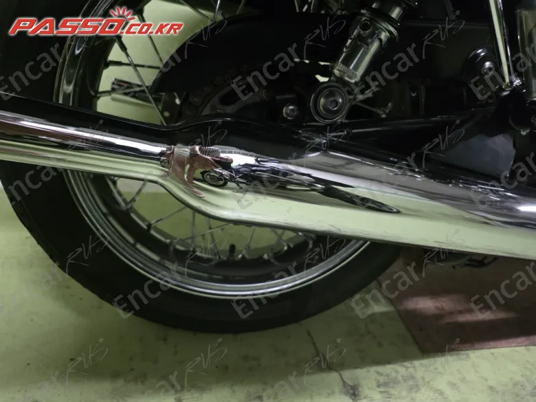 Triumph Bonneville T120 - фото 6