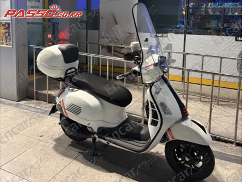 Vespa Gts 300 Super Sport - фото 0