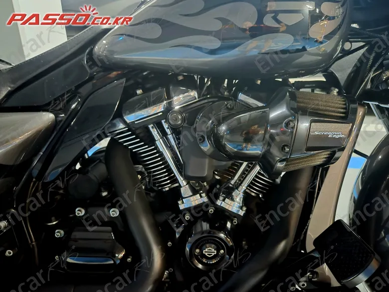 Harley-Davidson Flhxs Street Glide Special - фото 4
