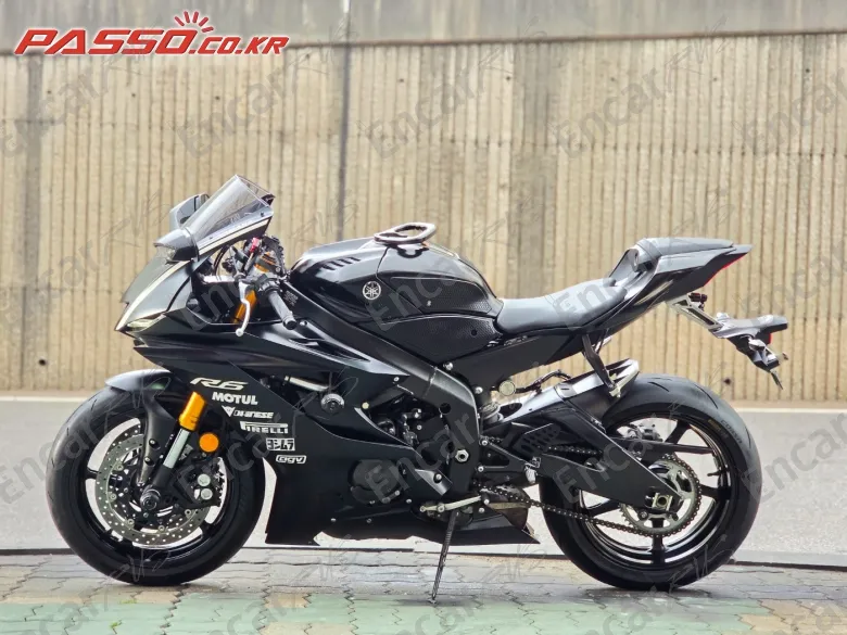 YAMAHA YZF R6 - фото 1