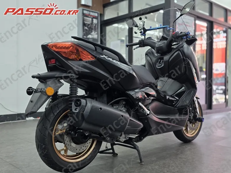 YAMAHA X MAX 300 ABS - фото 6