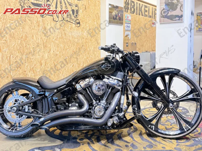 Harley-Davidson Breakout 114 - фото 0