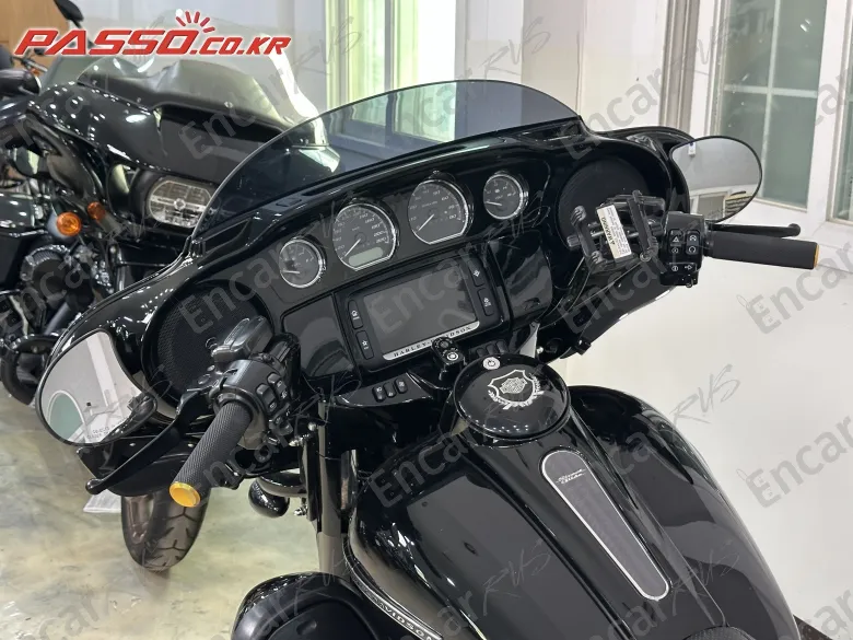 Harley-Davidson Flhxs Street Glide Special - фото 3