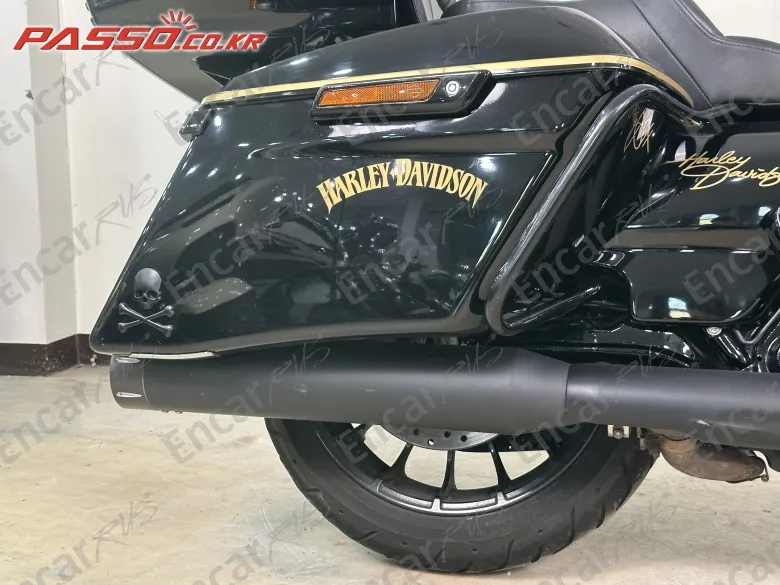 Harley-Davidson Flhxs Street Glide Special - фото 6