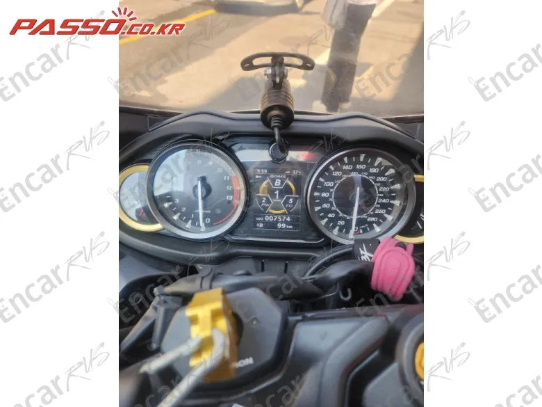 Suzuki Gsx R 1300 Hayabusa - фото 3