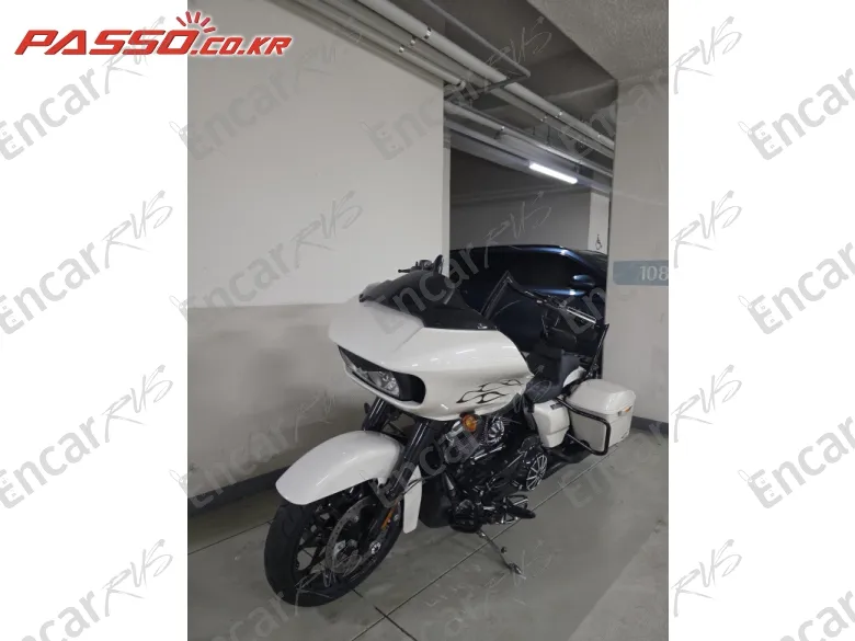 Harley-Davidson Road Glide Special - фото 1