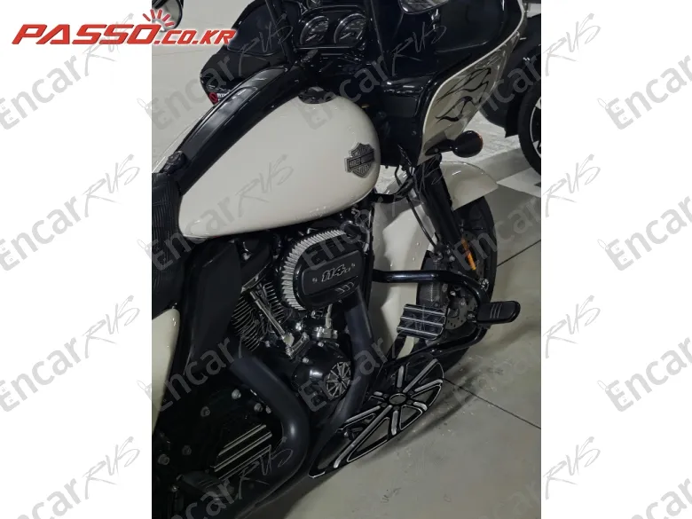 Harley-Davidson Road Glide Special - фото 6