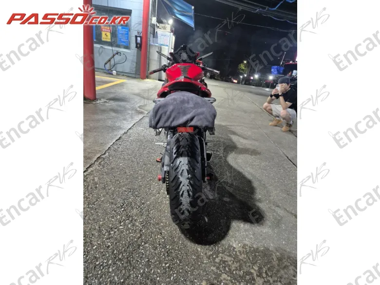 HONDA CBR 650 R ABS - фото 2