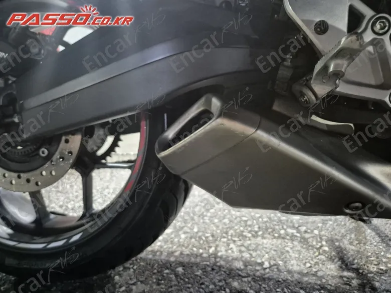 HONDA CBR 650 R ABS - фото 6