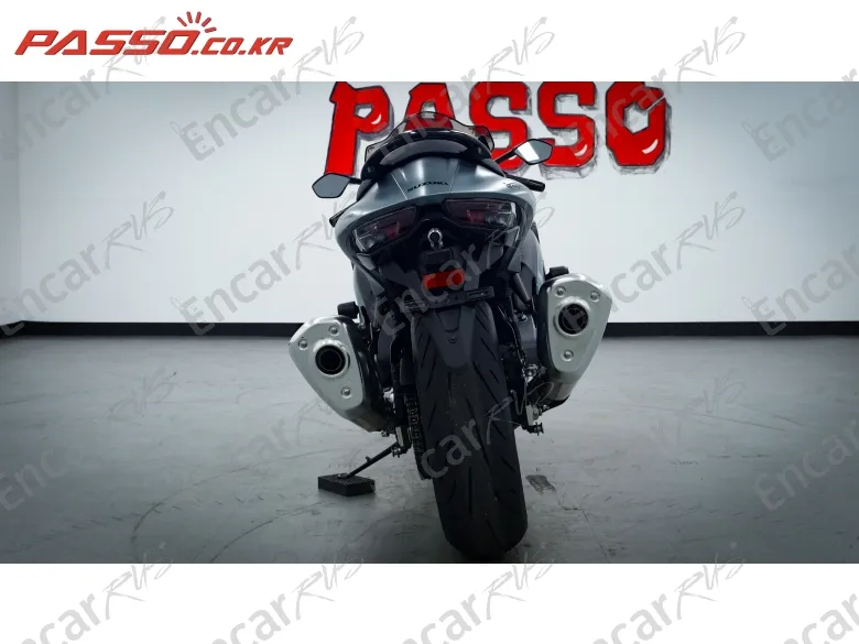 SUZUKI GSX R 1300 HAYABUSA - фото 2