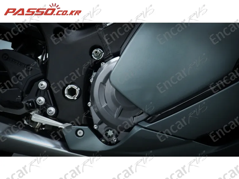 SUZUKI GSX R 1300 HAYABUSA - фото 4