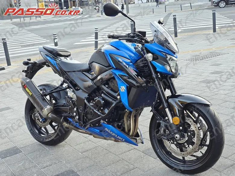 Suzuki Gsx S 750 - фото 0