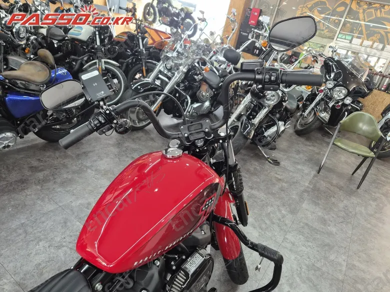 HARLEY-DAVIDSON STREET BOB 114 - фото 3