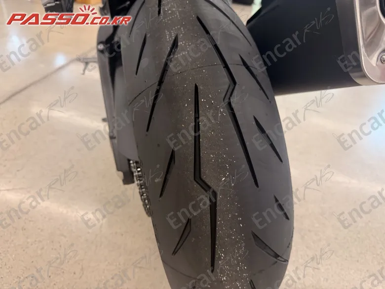 KAWASAKI ZX 6 R - фото 5