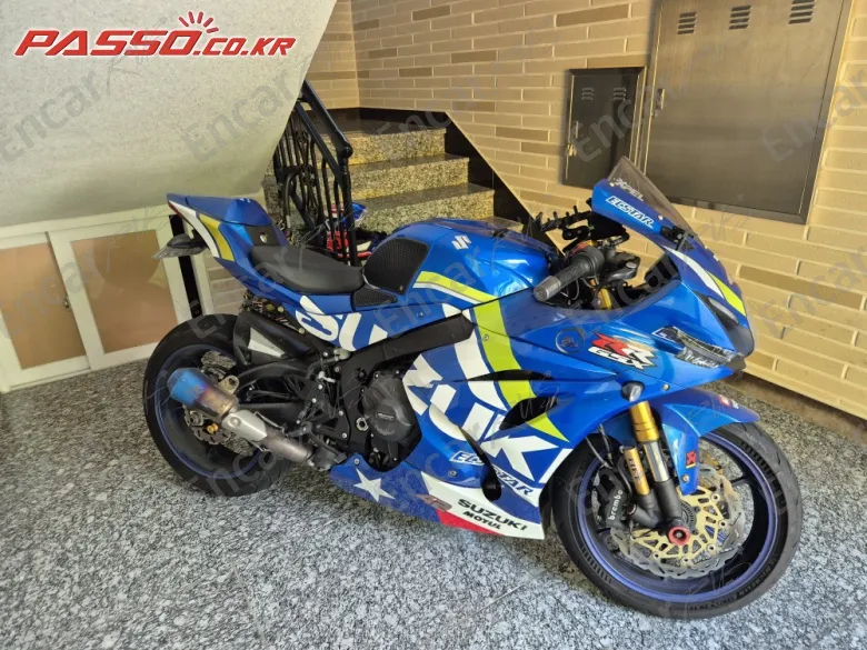 SUZUKI GSX R 1000 R - фото 0