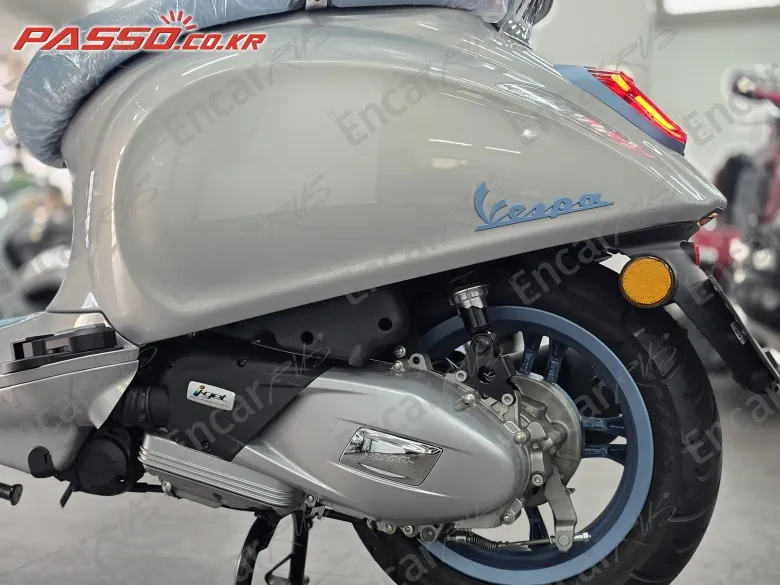 Vespa Primavera 125 Abs - фото 4