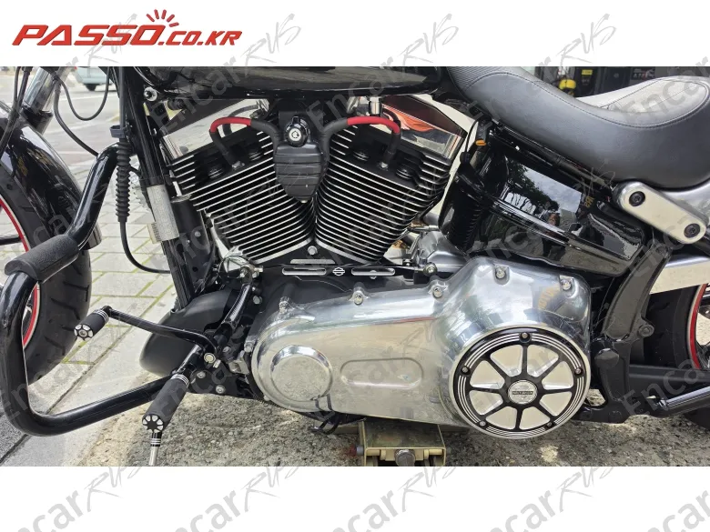 Harley-Davidson Breakout - фото 4