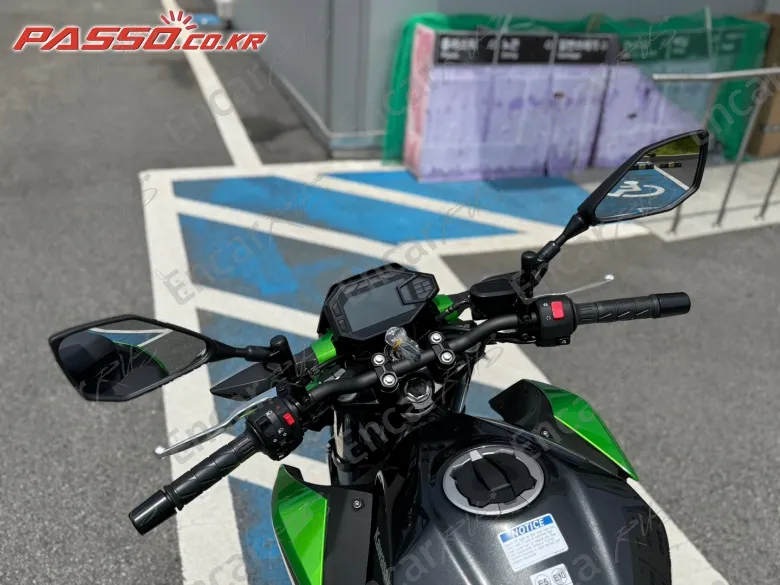 Kawasaki Z 500 Abs 2026, фото 1