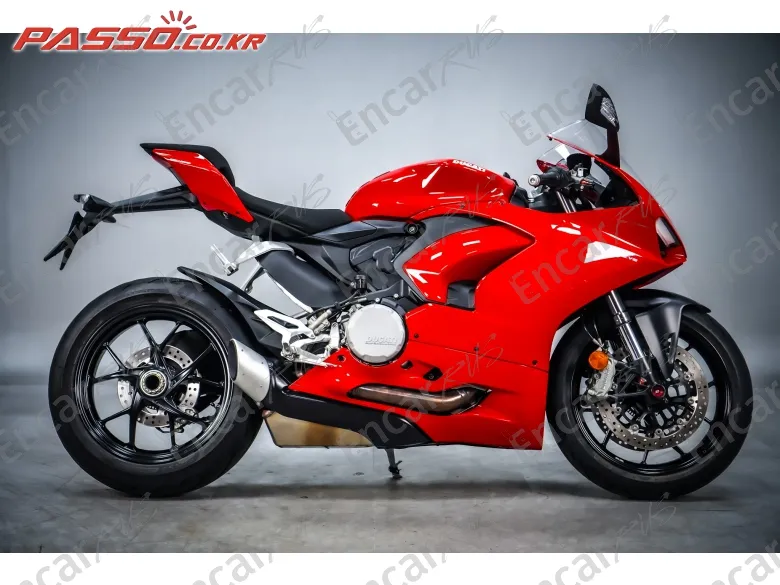 Ducati Panigale V2 2022, фото 1
