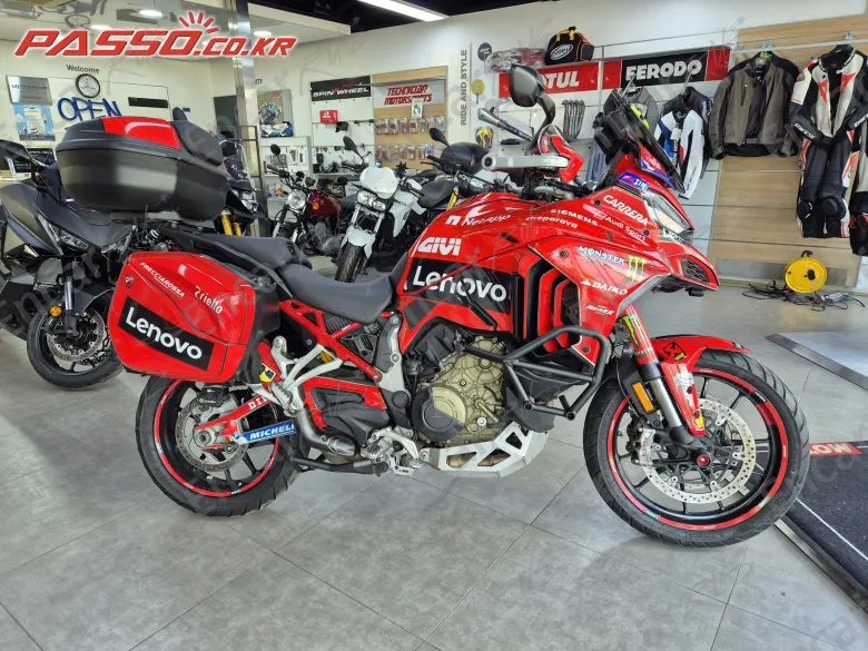 Ducati Multistrada V4 S