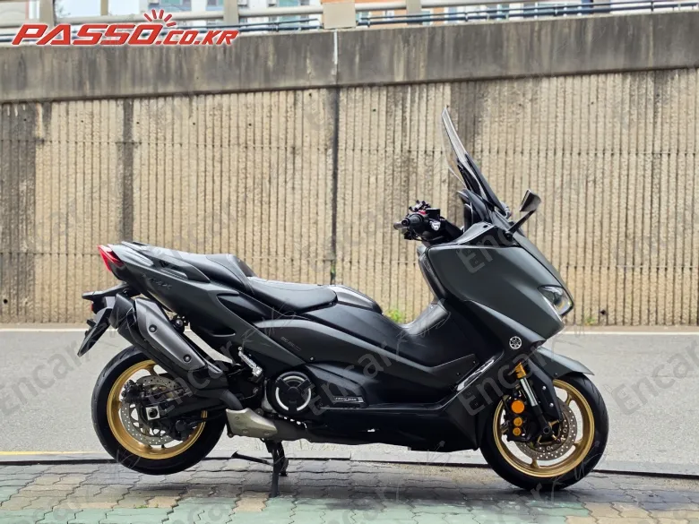 Yamaha T Max 560