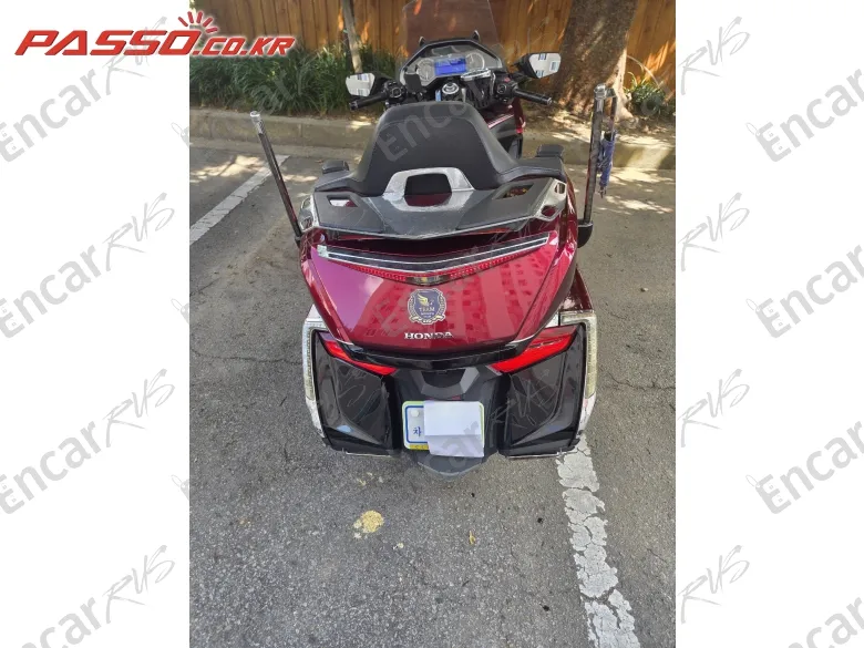 Honda Goldwing 1800 - фото 2