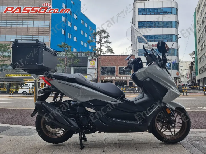 Honda Forza 350 - фото 0
