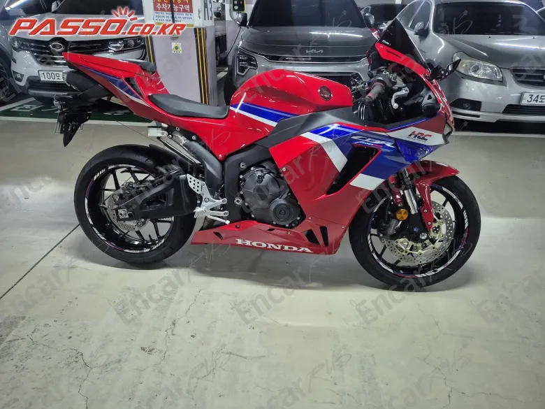 Honda Cbr 600 Rr 2025, фото 1